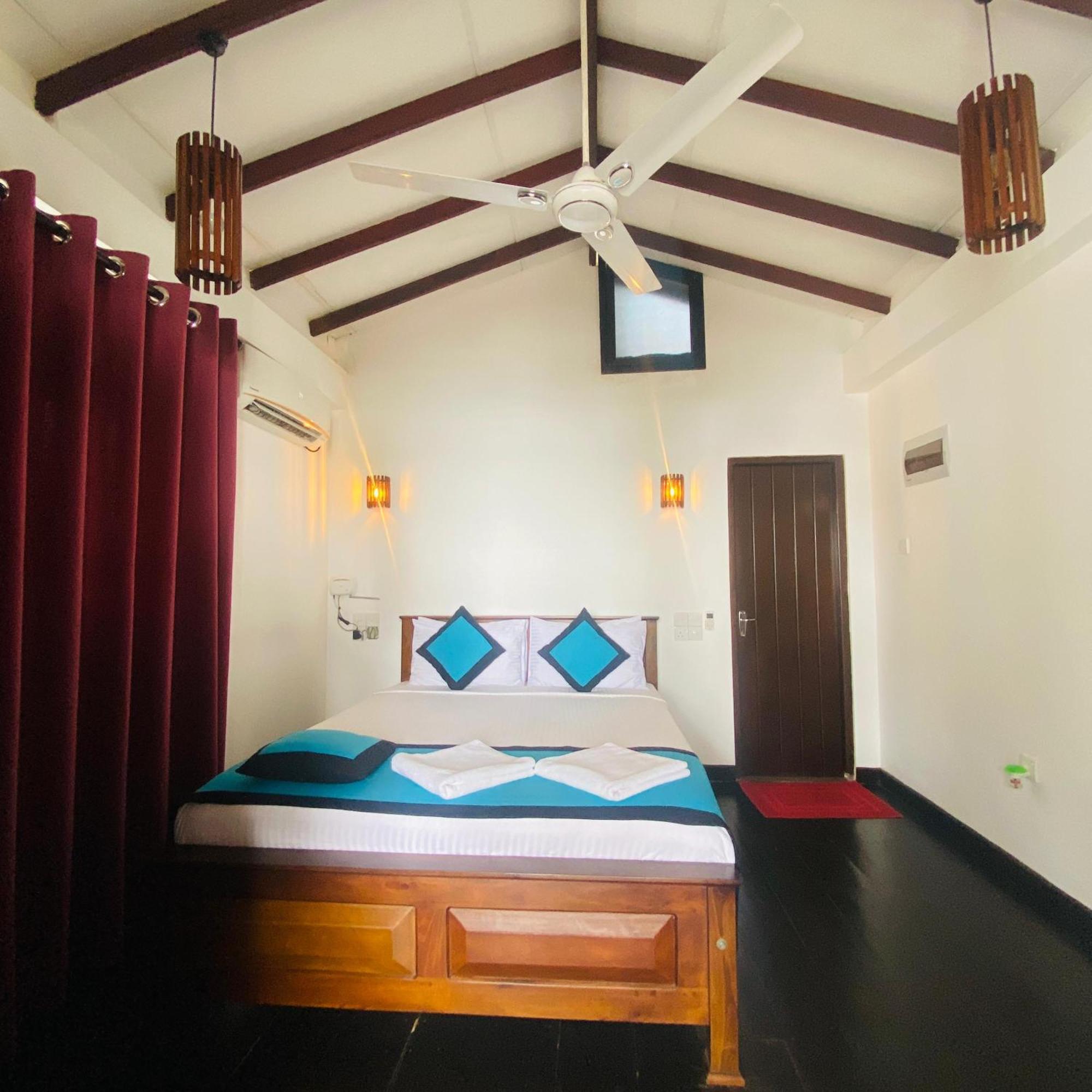 Shima Guni Beach Club Hotel Matara Kamer foto